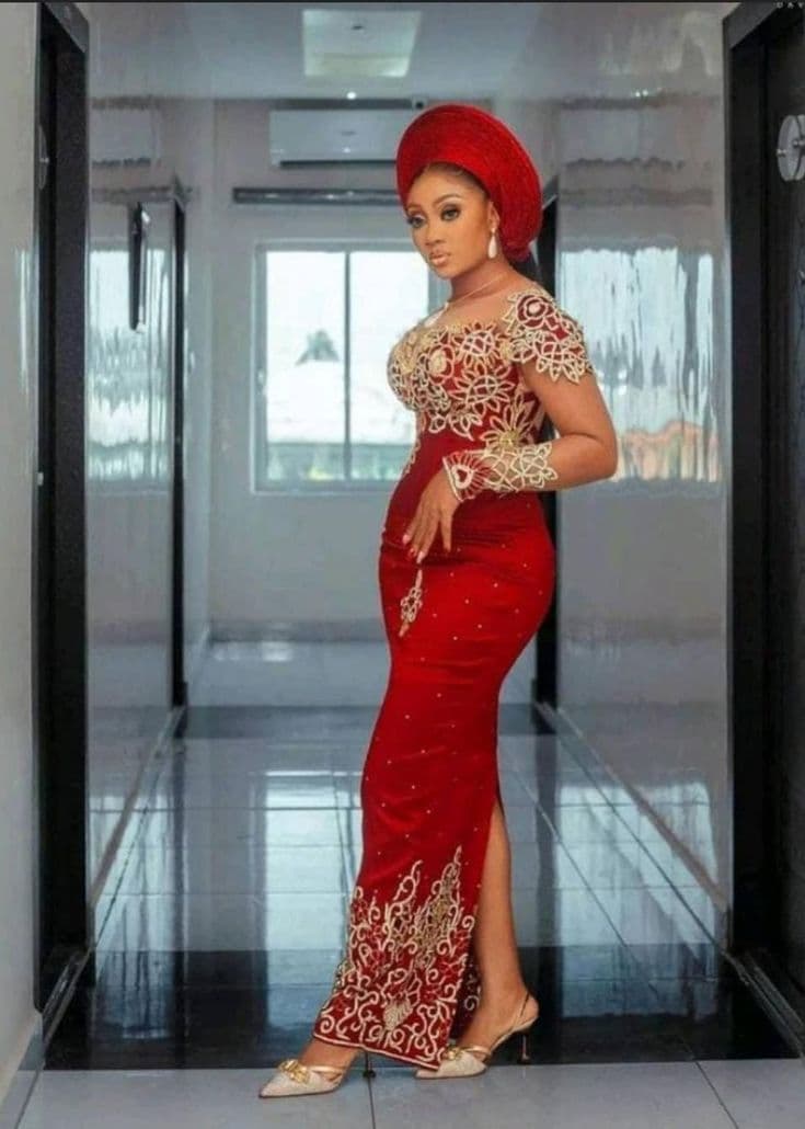 Person engaging in a Q&A discussion